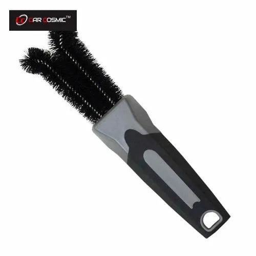 Lug Nut Cleaning Brush