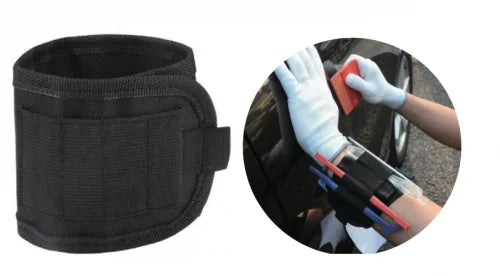 MAGNETIC WRIST STRAP