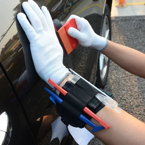 MAGNETIC WRIST STRAP